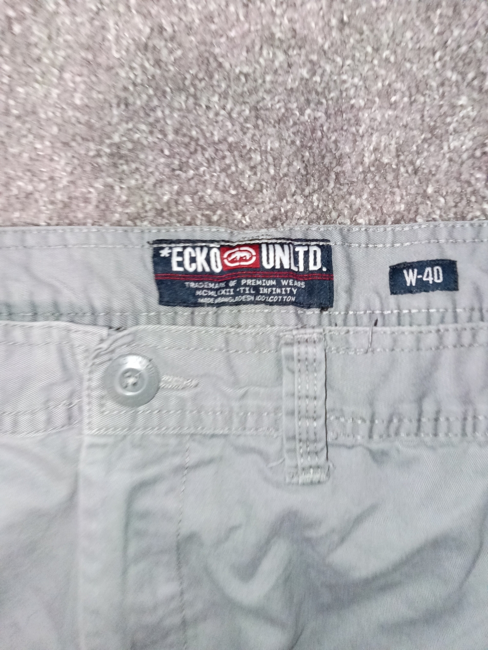 Ecko Unlimited Men's Cargo Pants in Light Gray